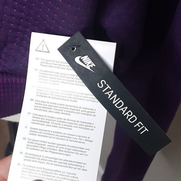 Nike| Tech Fleece Crop L - Picture 5 of 7